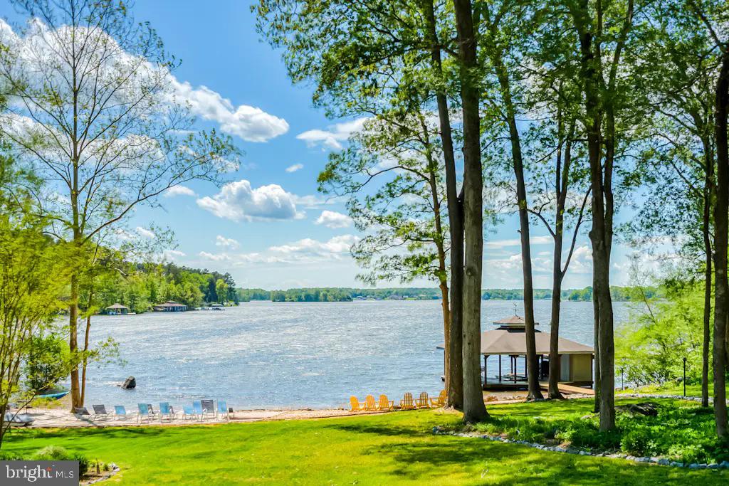 ROCKLAND CREEK ESTATES - Residential