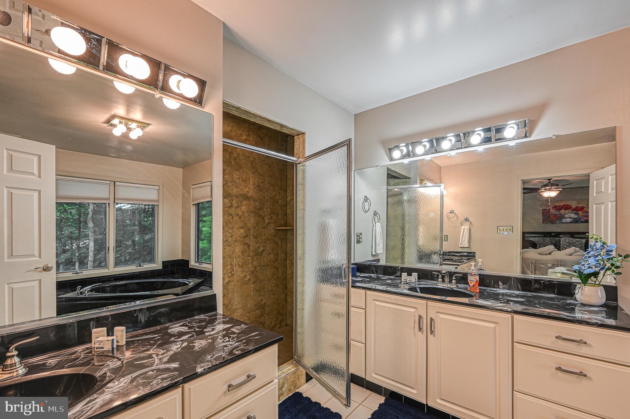 ROCKLAND CREEK ESTATES - Residential