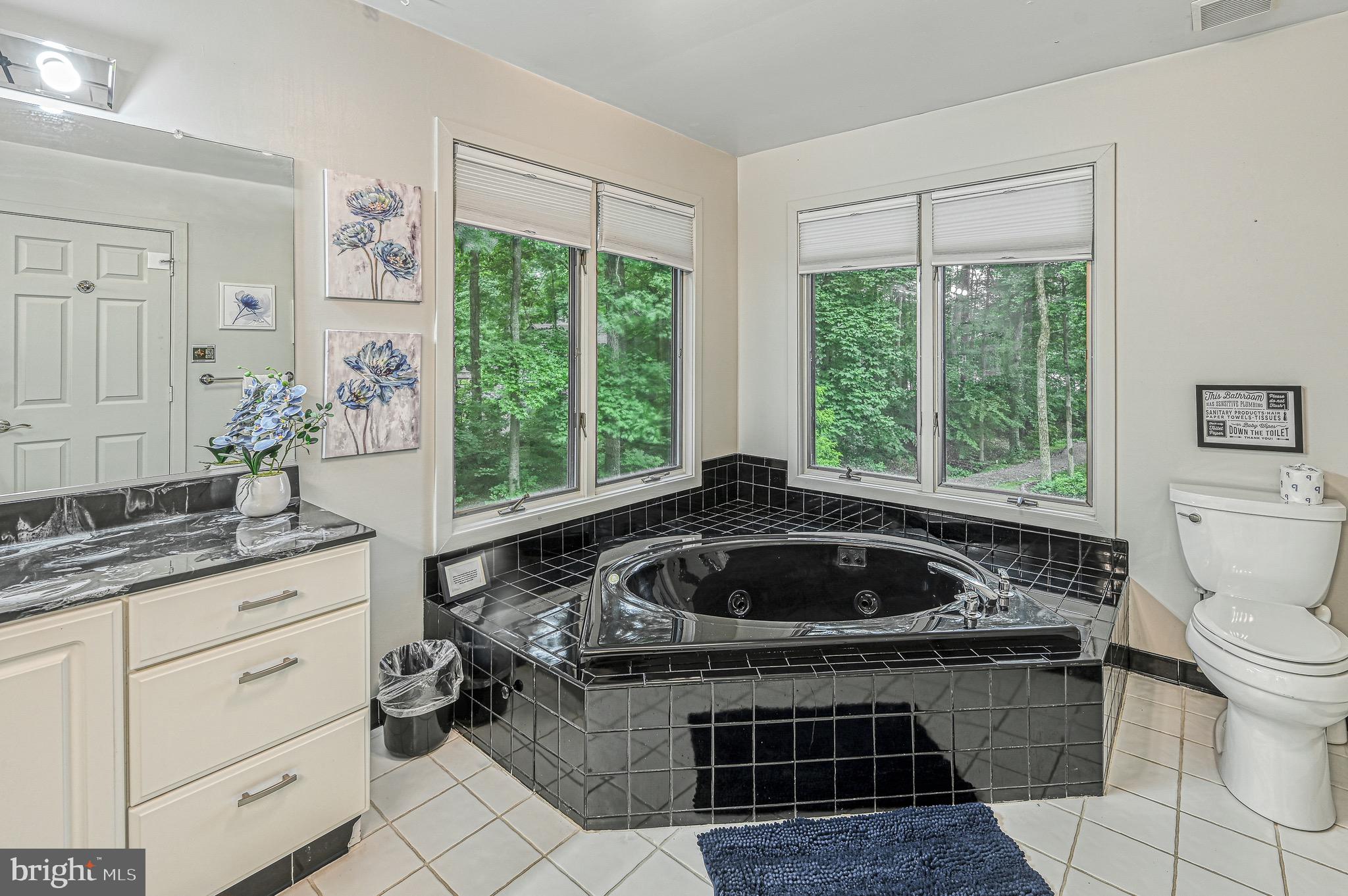 ROCKLAND CREEK ESTATES - Residential