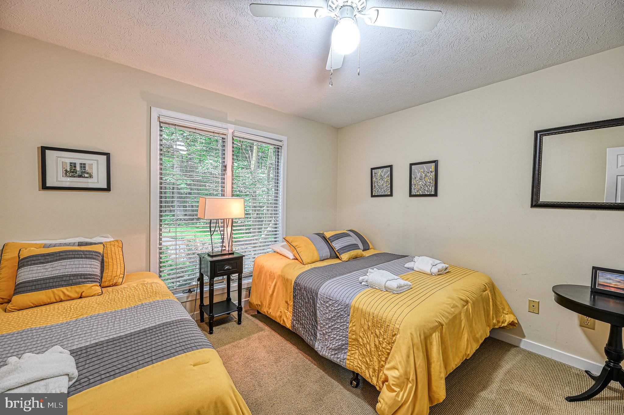 ROCKLAND CREEK ESTATES - Residential