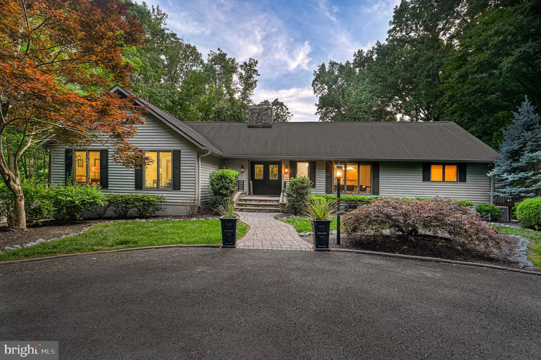 ROCKLAND CREEK ESTATES - Residential