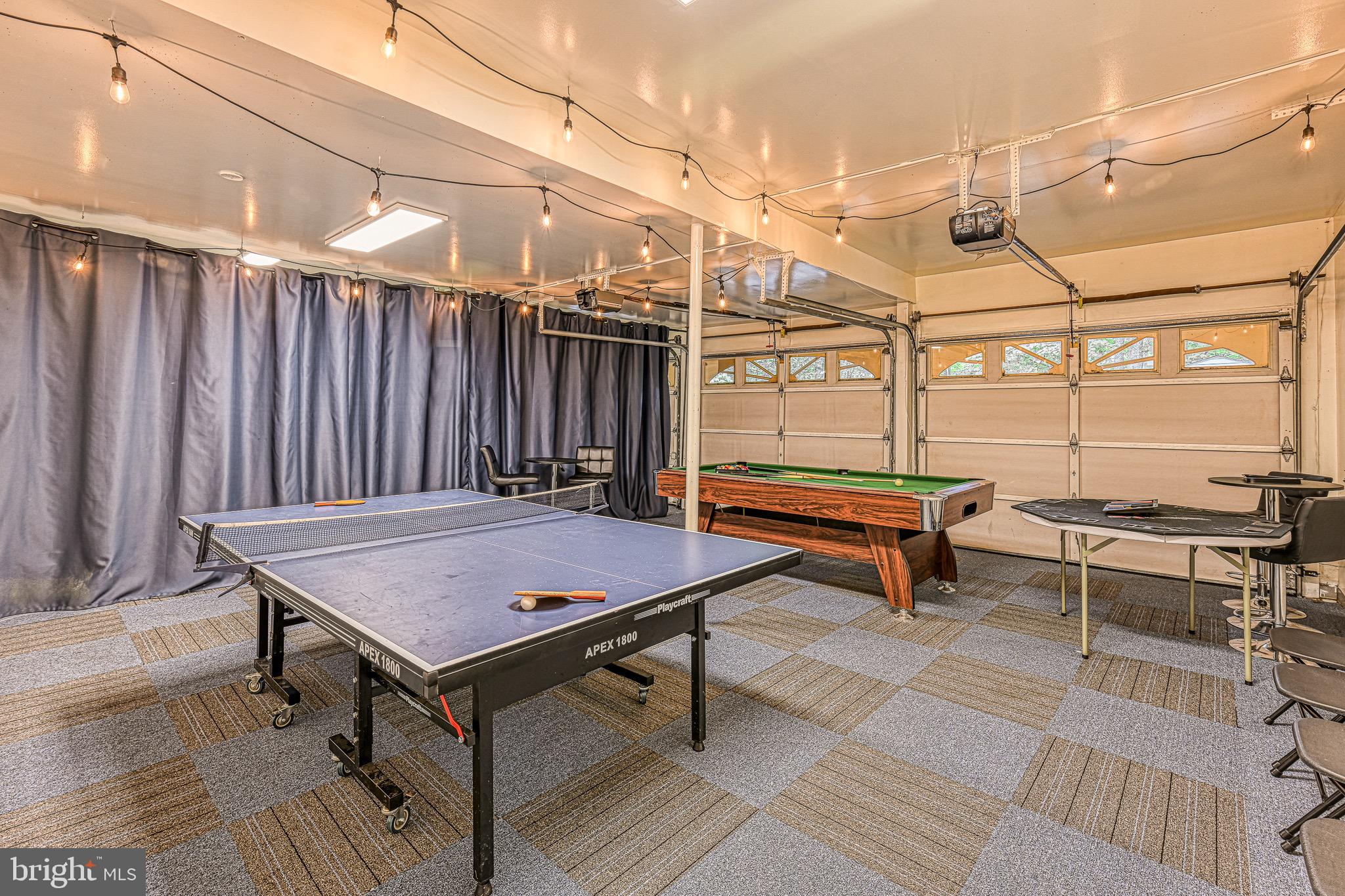 ROCKLAND CREEK ESTATES - Residential