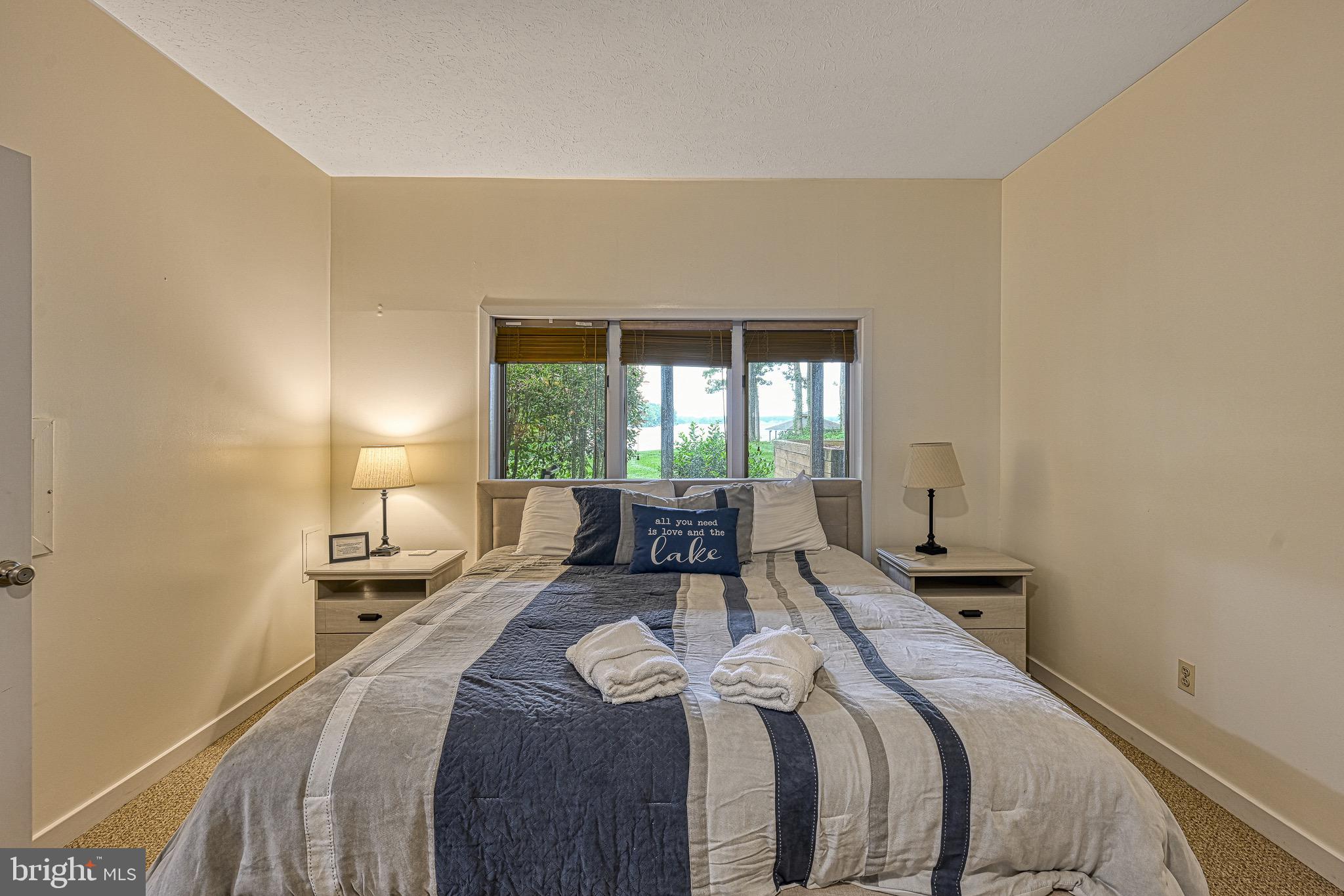 ROCKLAND CREEK ESTATES - Residential