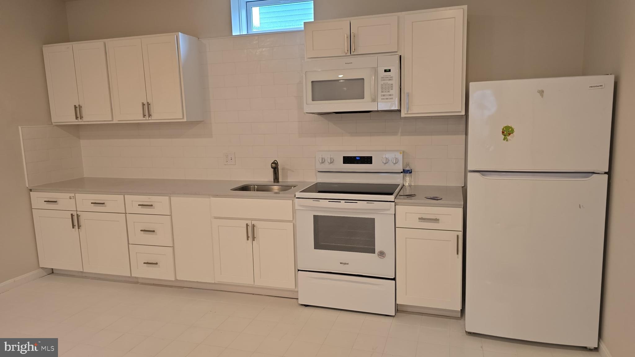 MCDONOGH OVERLOOK - Residential Lease