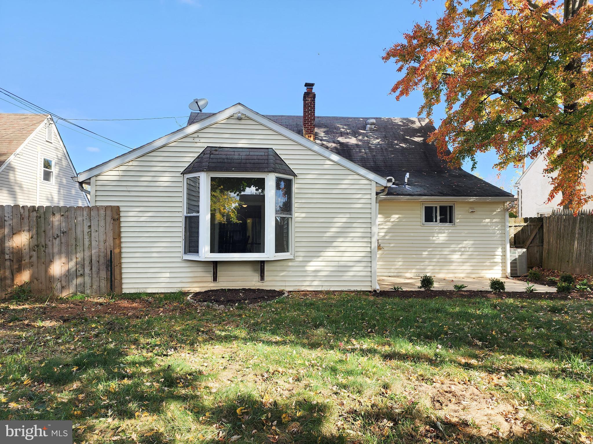 POTTSGROVE MANOR - Residential