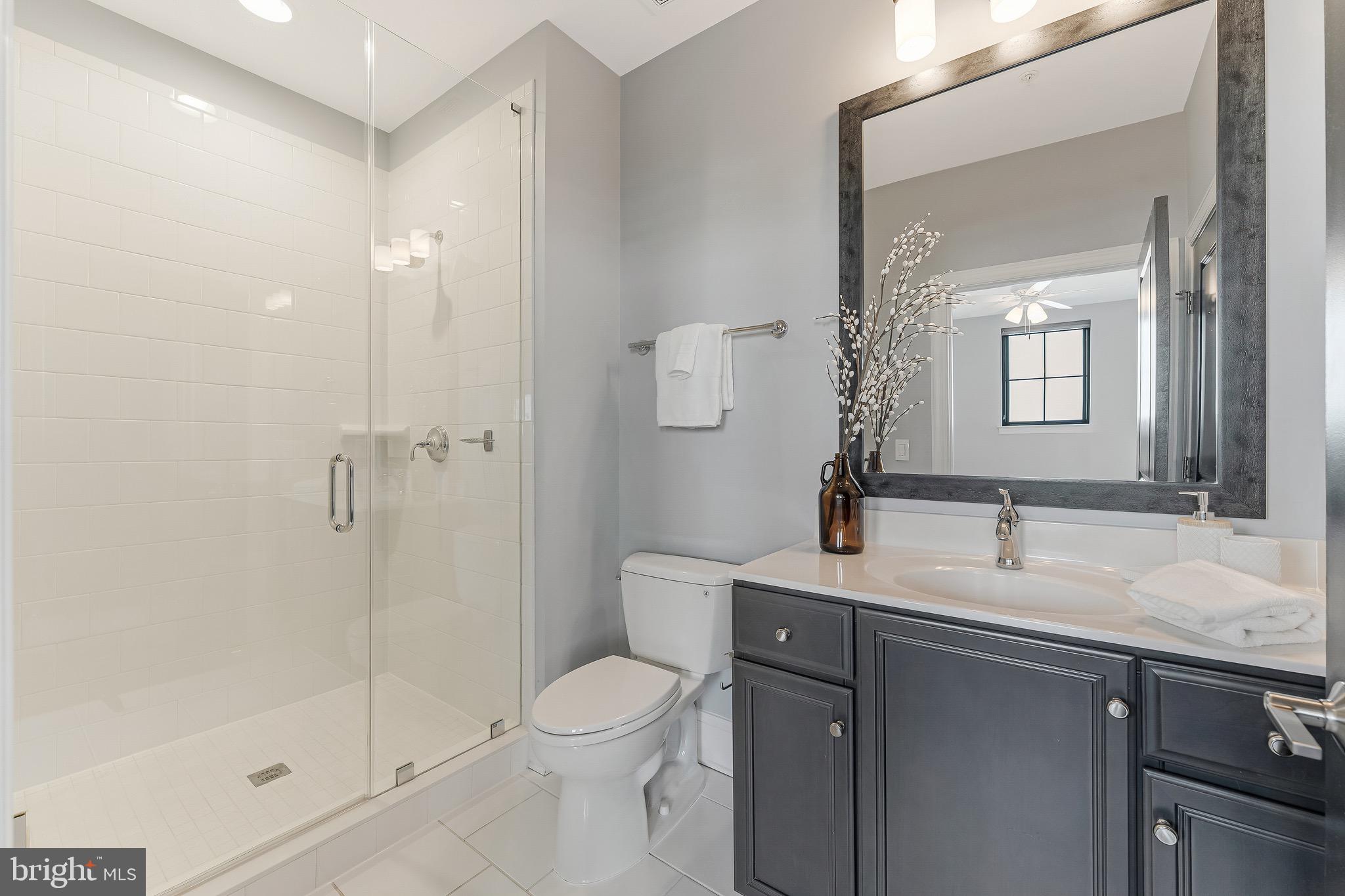 ONE LOUDOUN - Residential