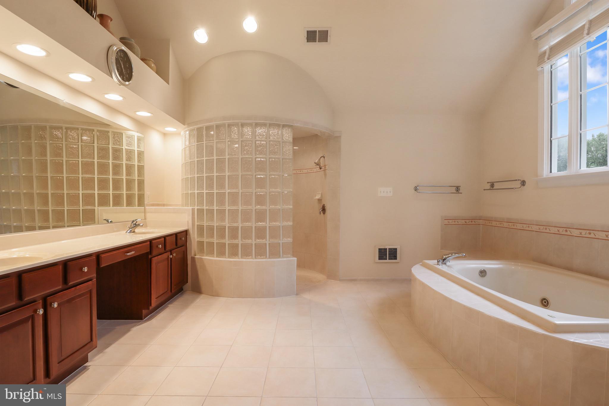 WOODMORE NORTH - Residential