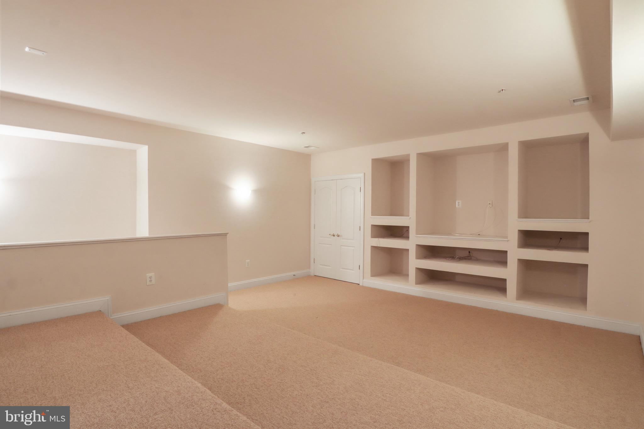 WOODMORE NORTH - Residential