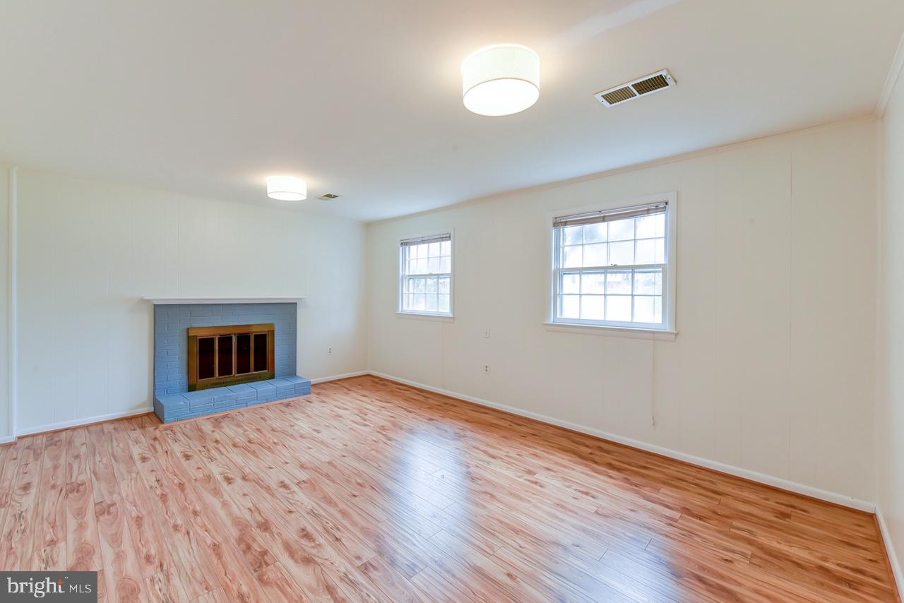 COLLINGWOOD - Residential Lease