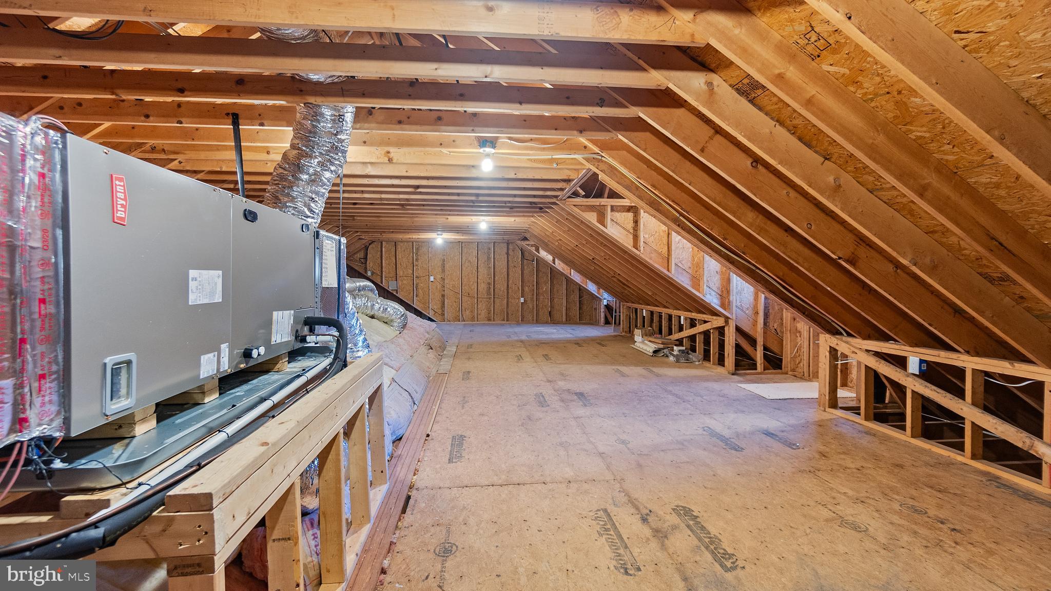 SEAWILDE-TOWNPOINT - Residential