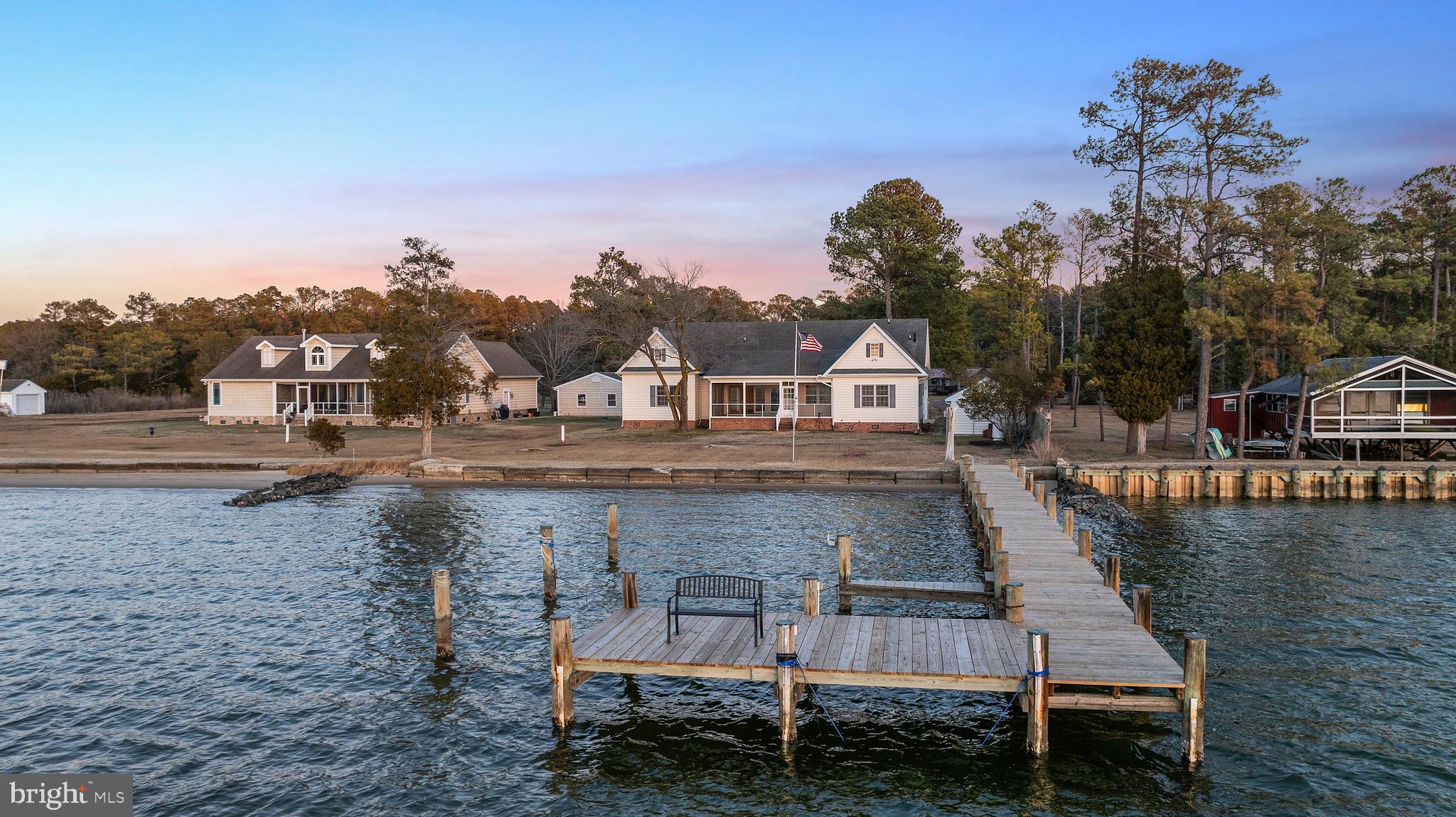 SEAWILDE-TOWNPOINT - Residential