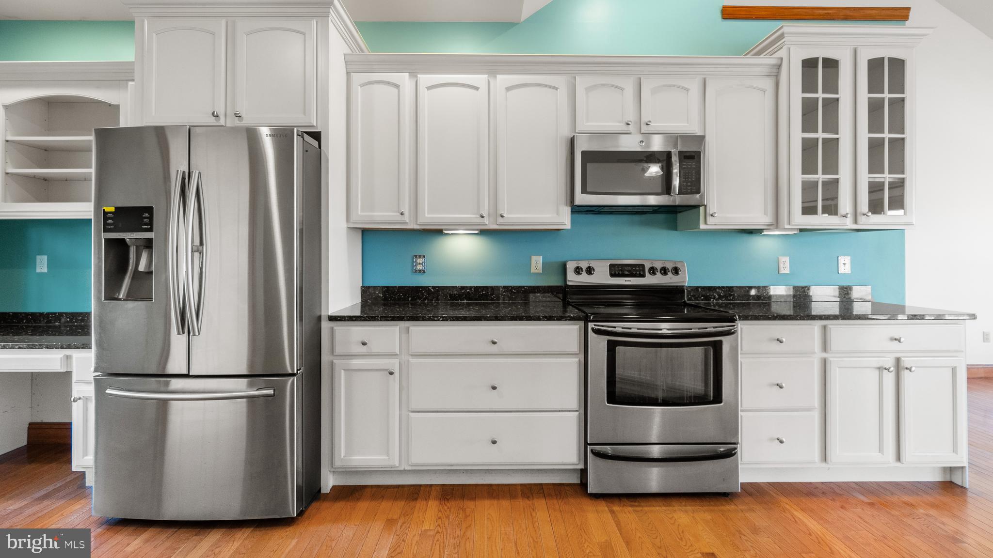 SEAWILDE-TOWNPOINT - Residential