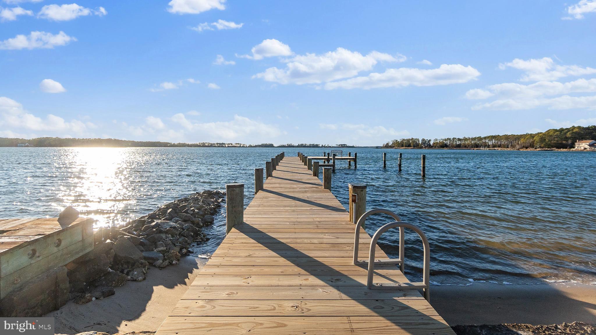 SEAWILDE-TOWNPOINT - Residential