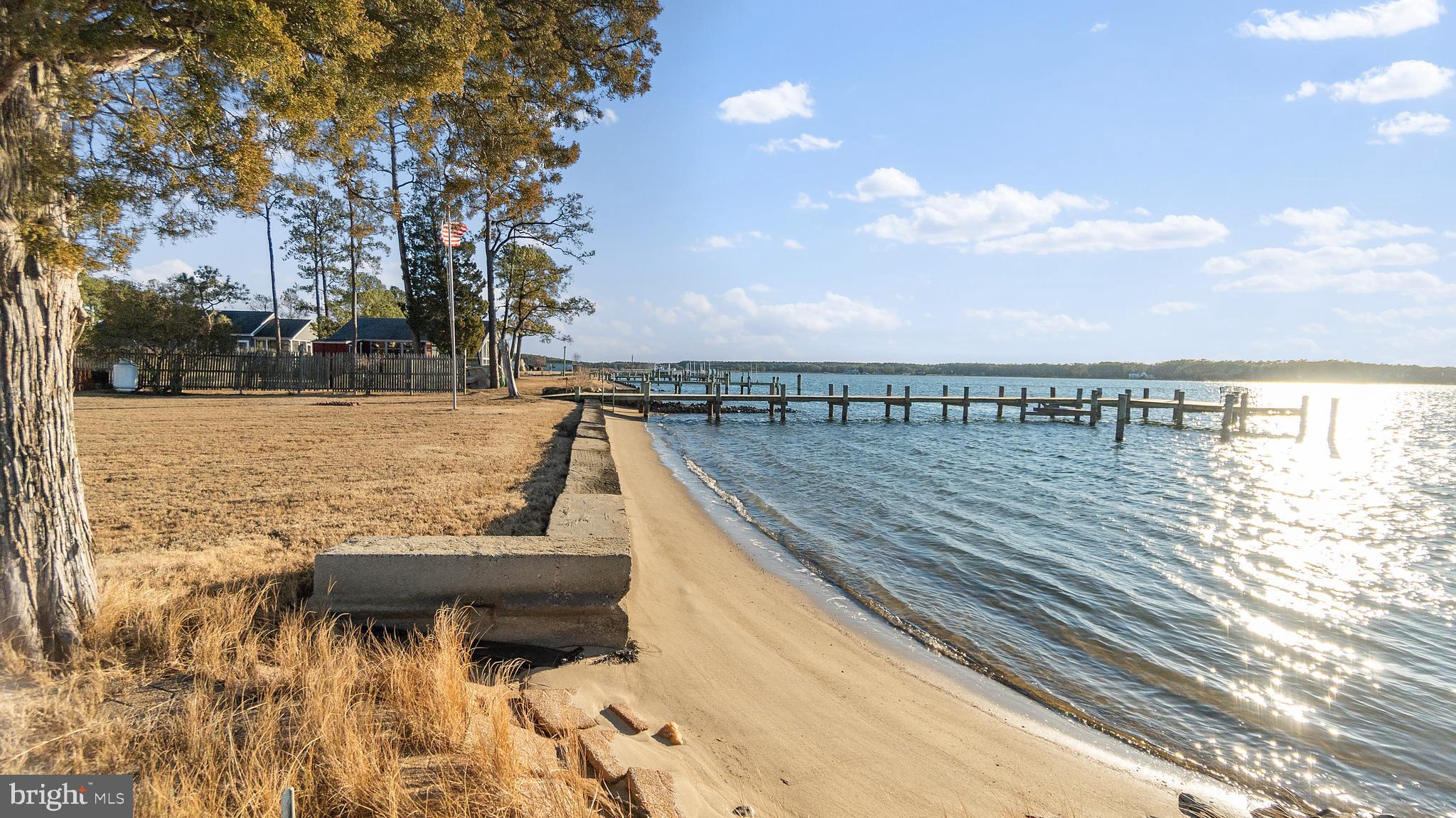 SEAWILDE-TOWNPOINT - Residential