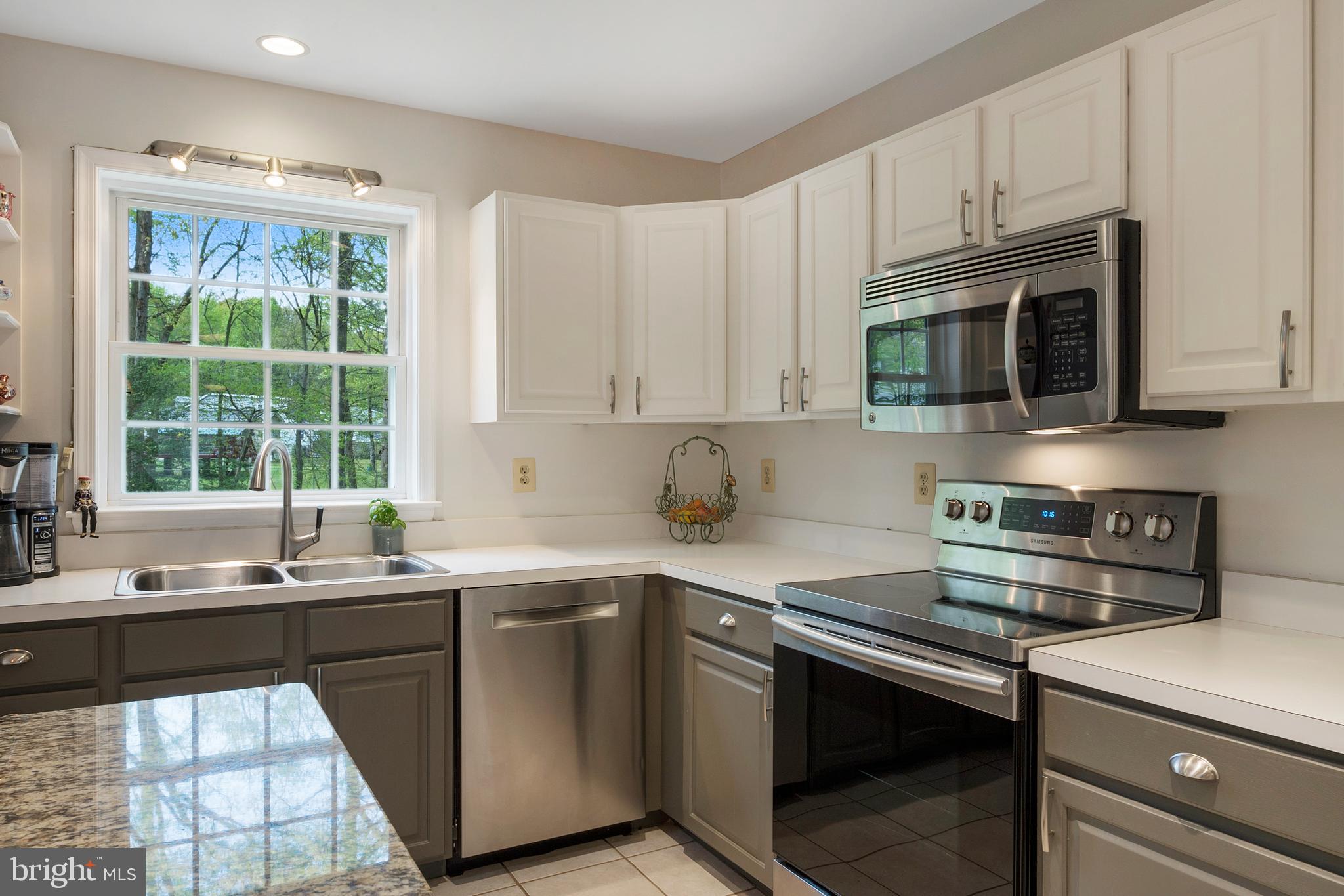 LOCH HAVEN - Residential