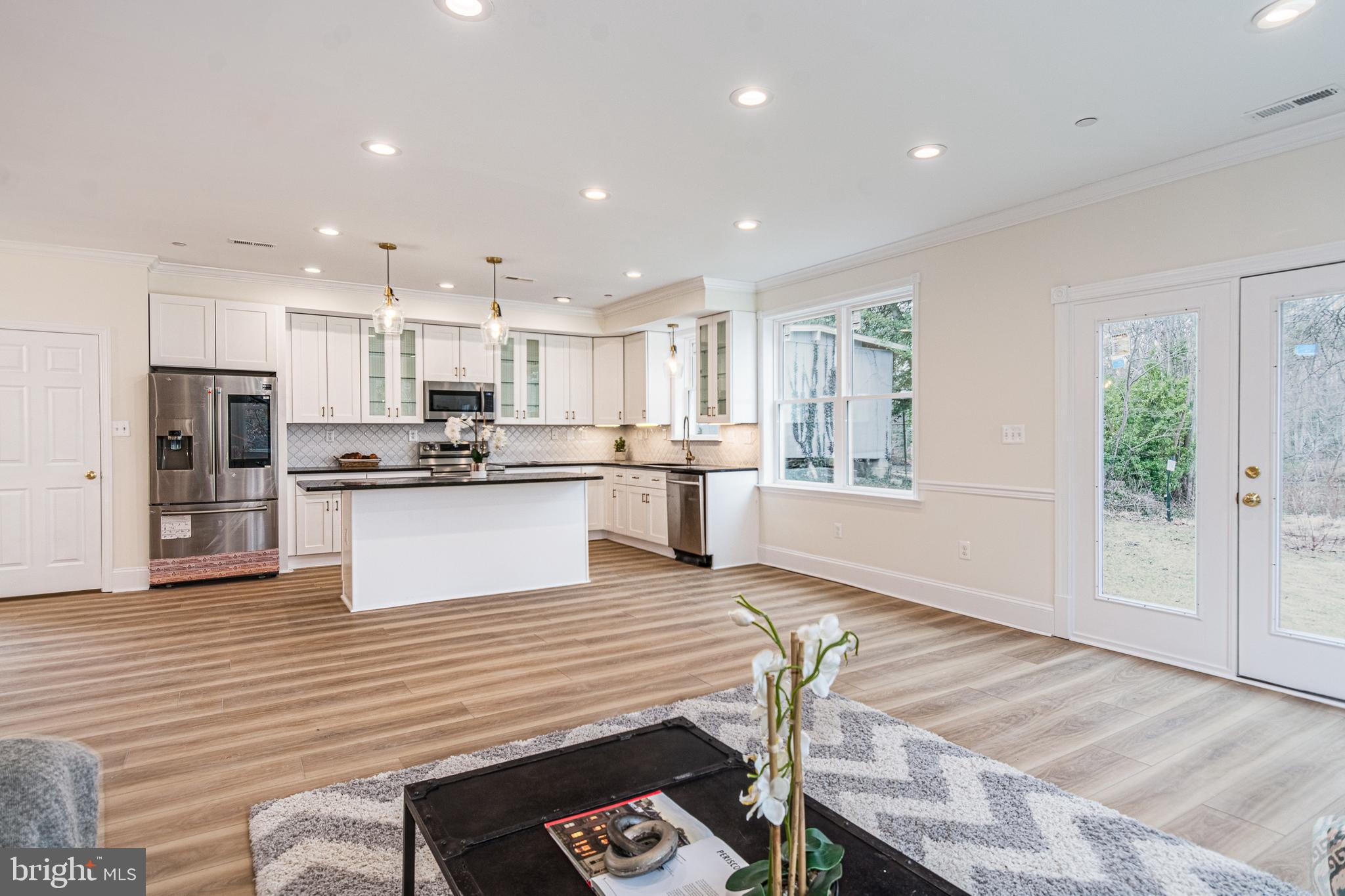 ROCKAWAY BEACH - Residential