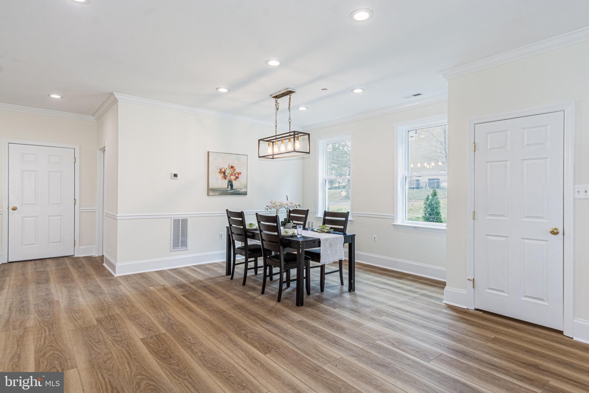 ROCKAWAY BEACH - Residential