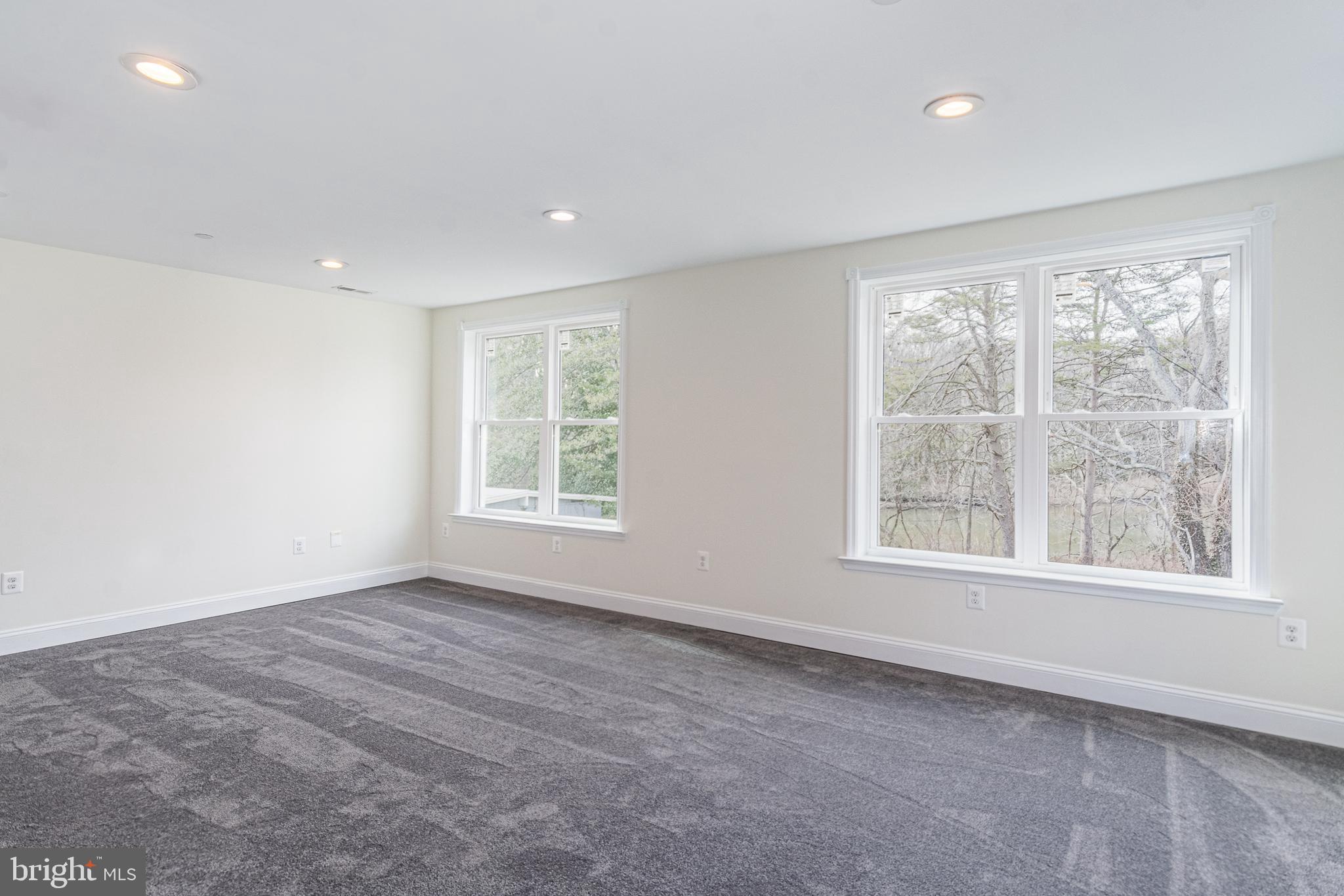 ROCKAWAY BEACH - Residential