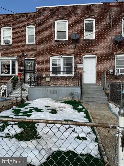 Townhouse For Sale - 2909 Royden Street<br/> CAMDEN, NJ 08105