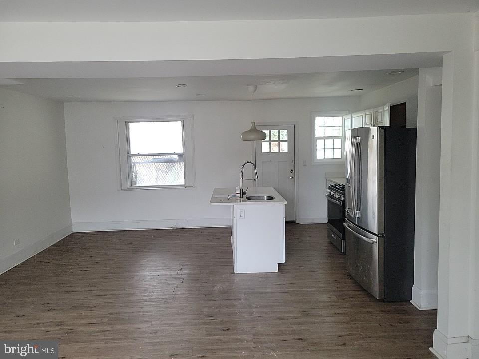 RADNOR WINSTON - Residential