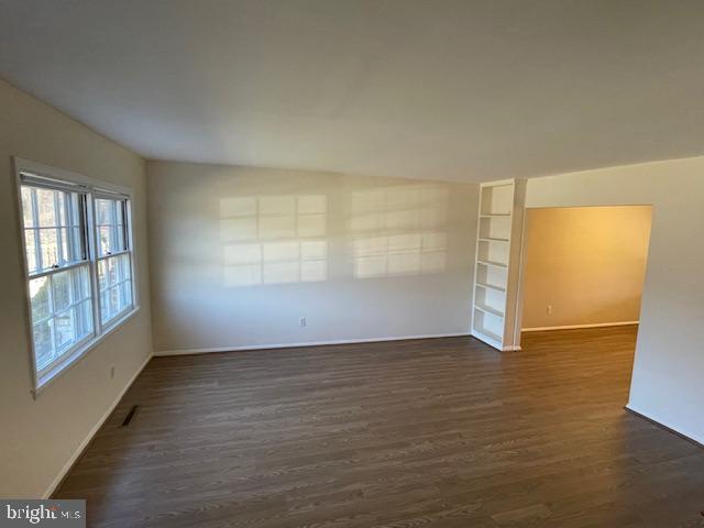 PARKVILLE - Residential