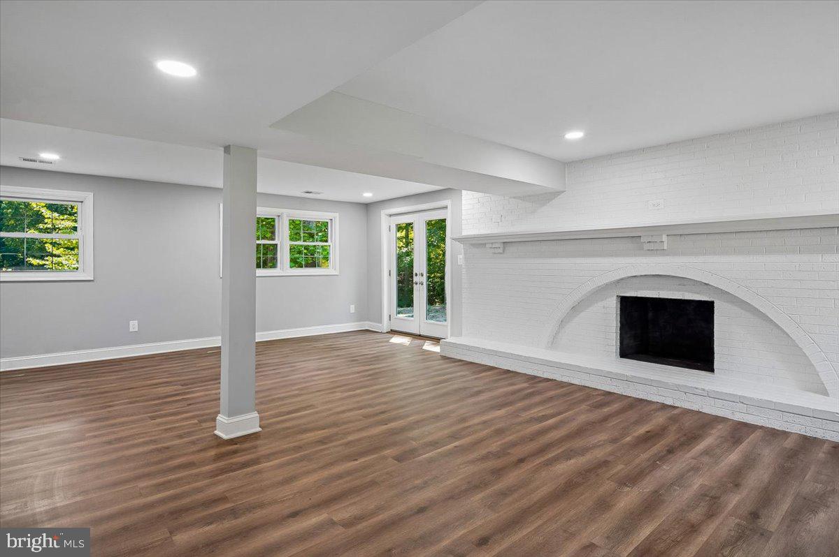 PARIS ESTATES - Residential