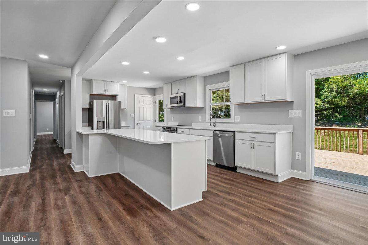 PARIS ESTATES - Residential