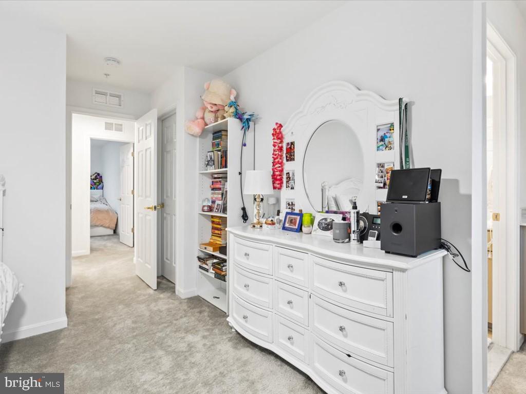 BRUNSWICK CROSSING - Residential Lease