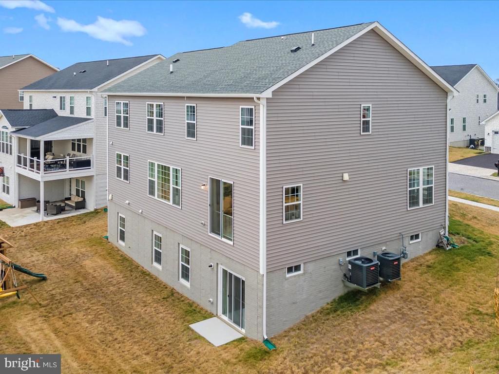 BRUNSWICK CROSSING - Residential Lease