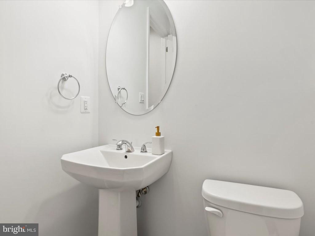 BRUNSWICK CROSSING - Residential Lease