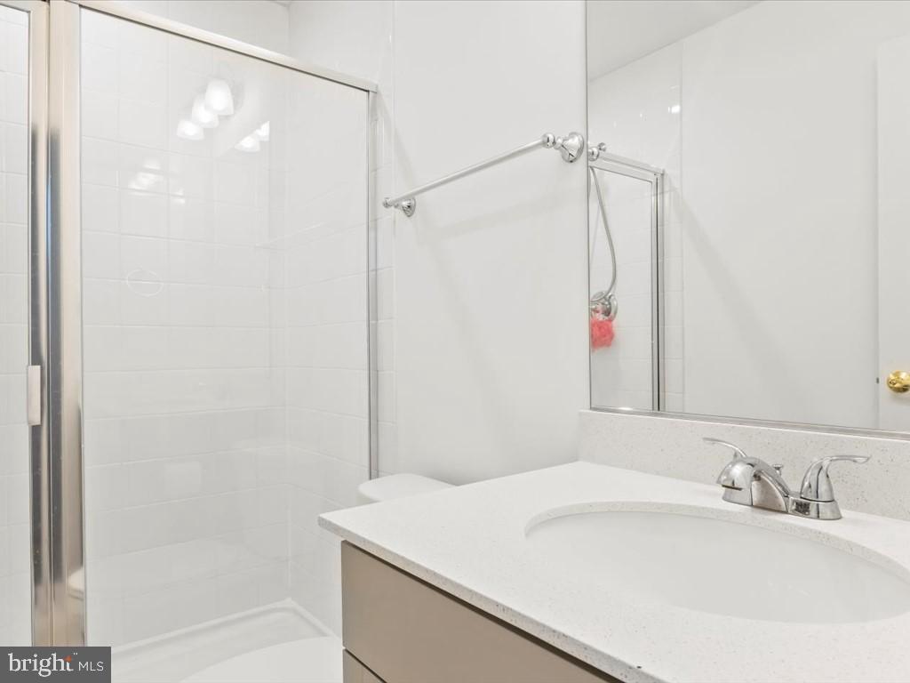 BRUNSWICK CROSSING - Residential Lease