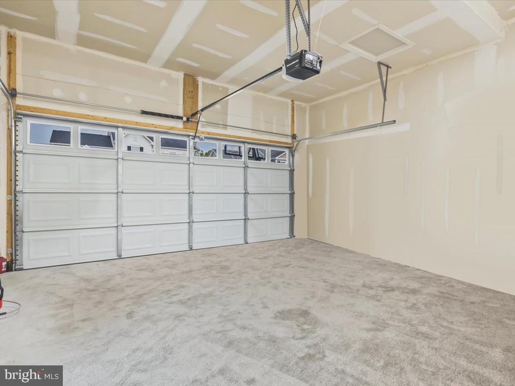 BRUNSWICK CROSSING - Residential Lease