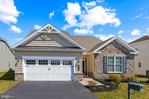 Photo of 458 ALLEGIANCE DR, LITITZ, PA 17543 (MLS # PALA2032426)