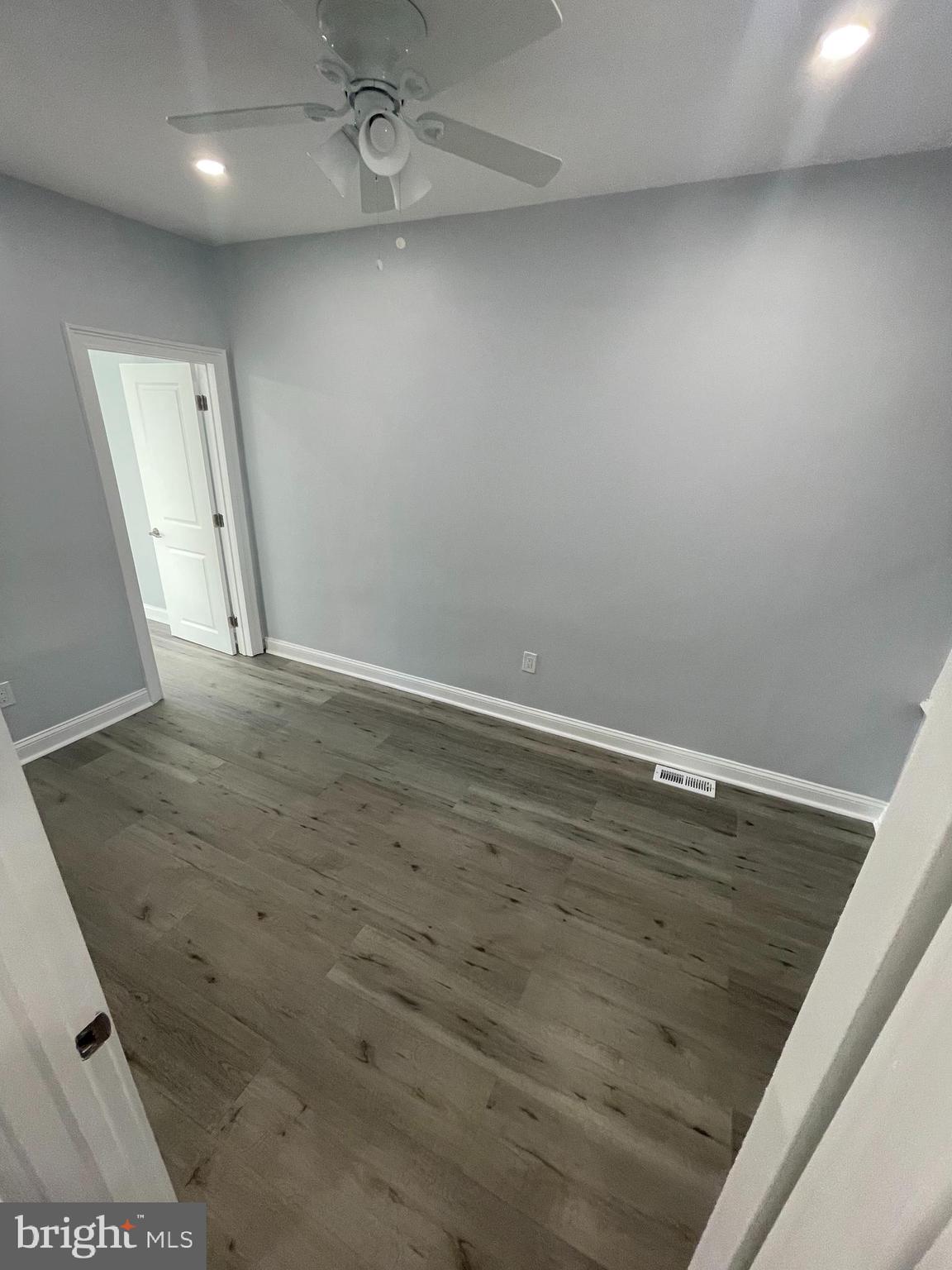 KENSINGTON - Residential Lease