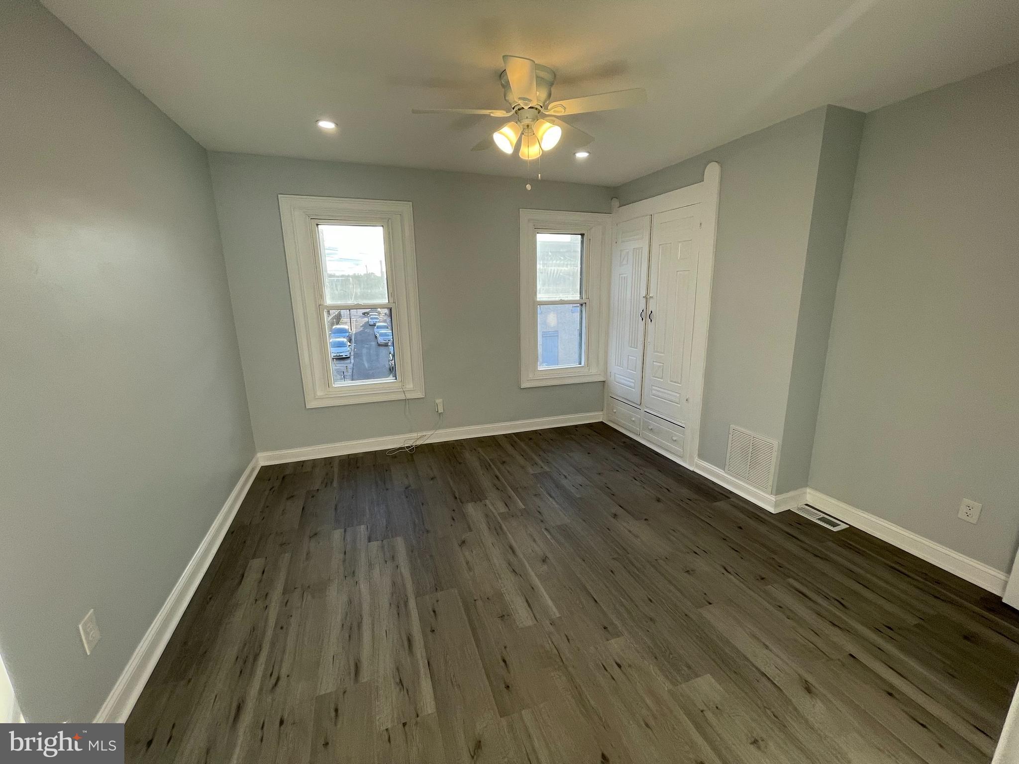 KENSINGTON - Residential Lease