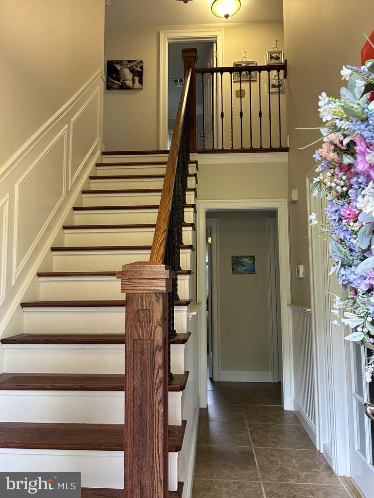 975 WIND SONG ROAD