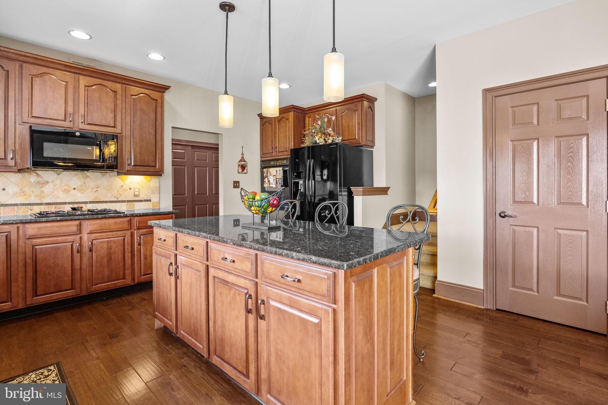 NORTHAMPTON HUNT - Residential