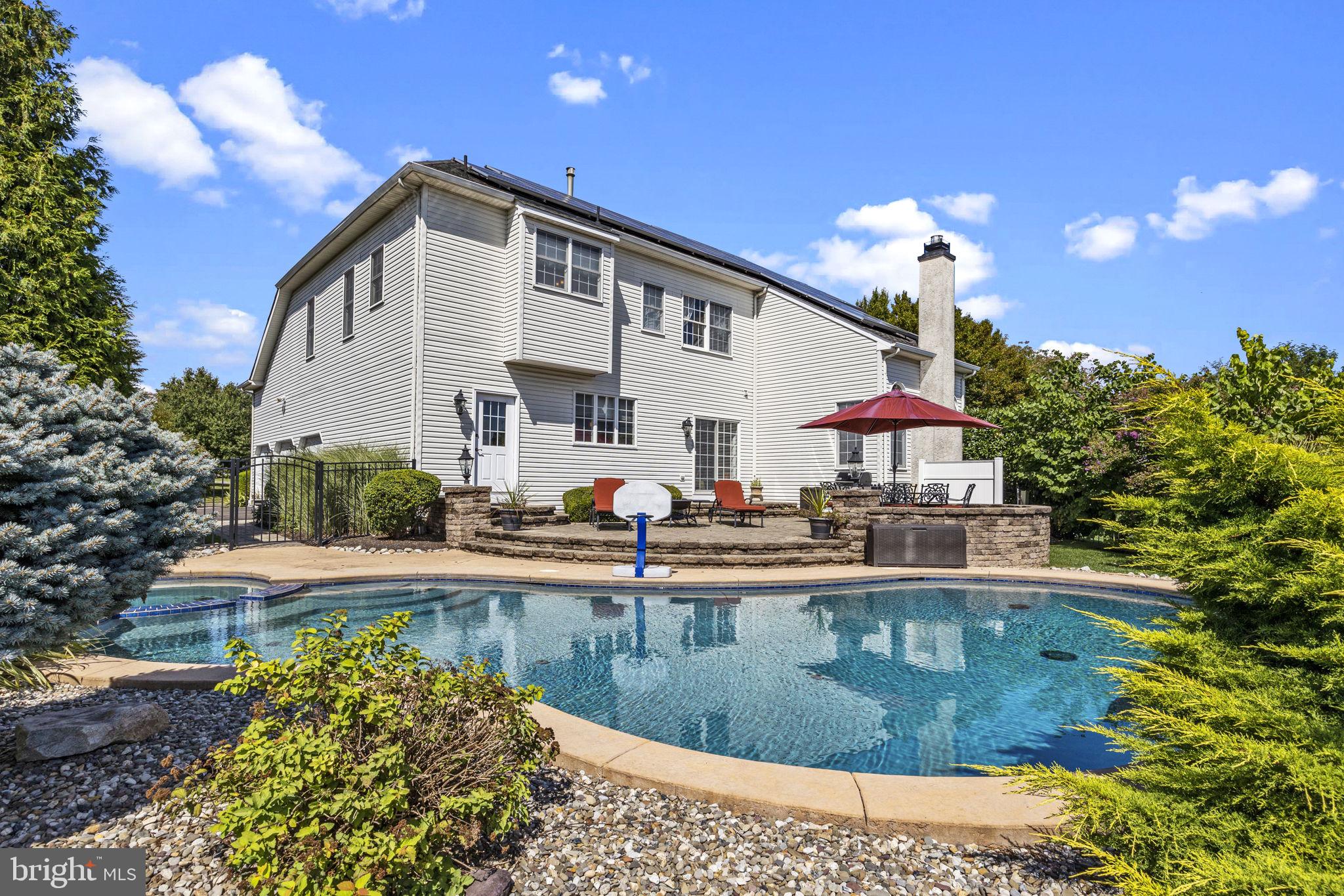 NORTHAMPTON HUNT - Residential