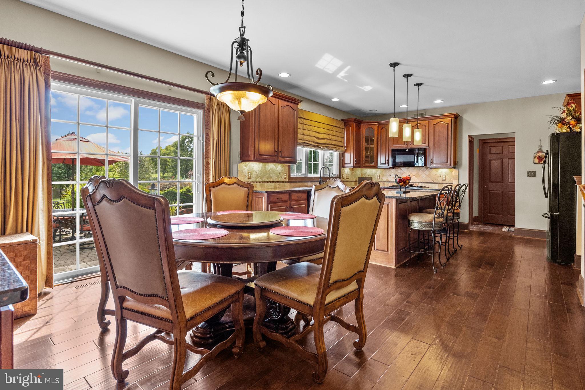 NORTHAMPTON HUNT - Residential