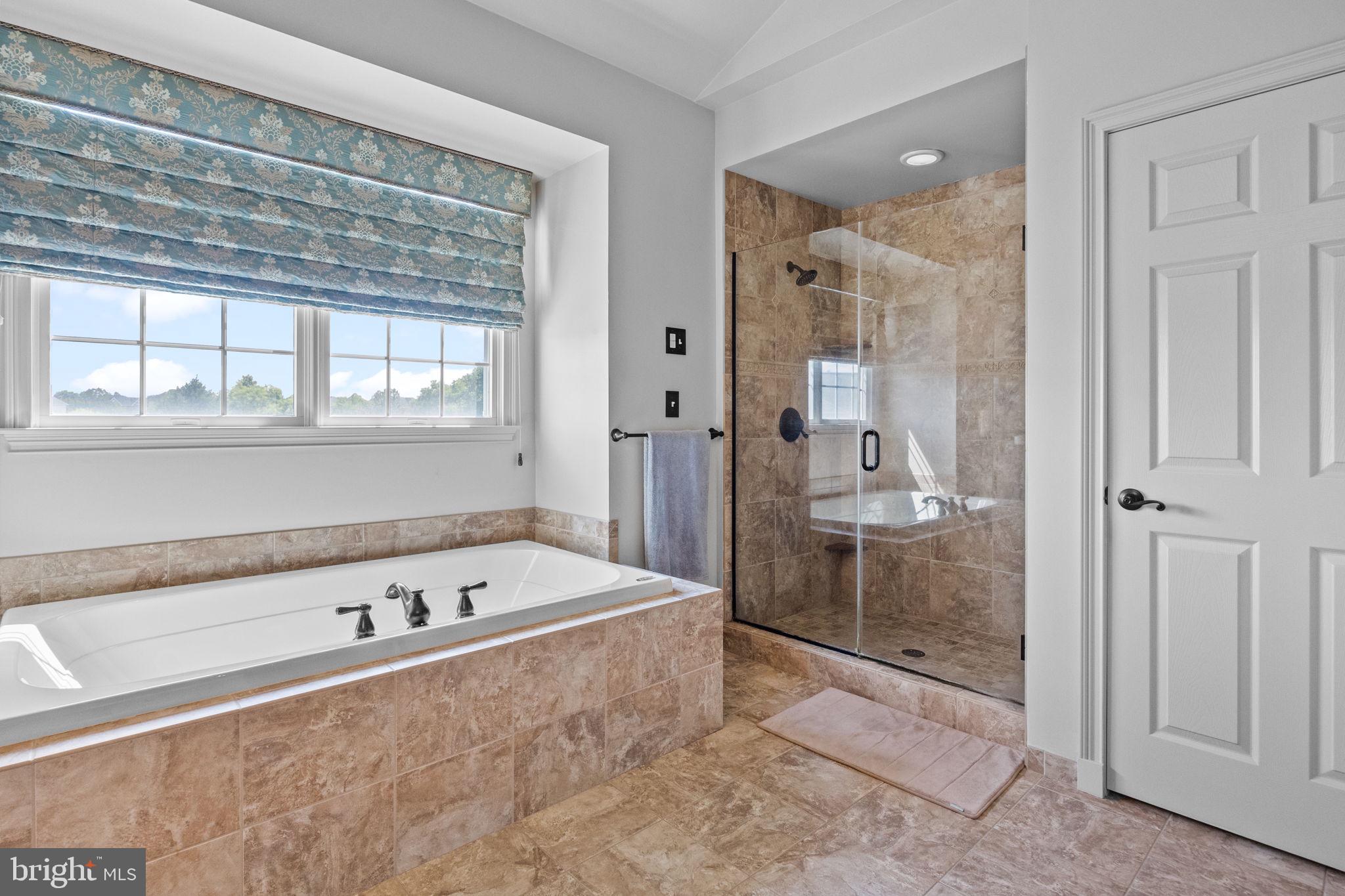 NORTHAMPTON HUNT - Residential