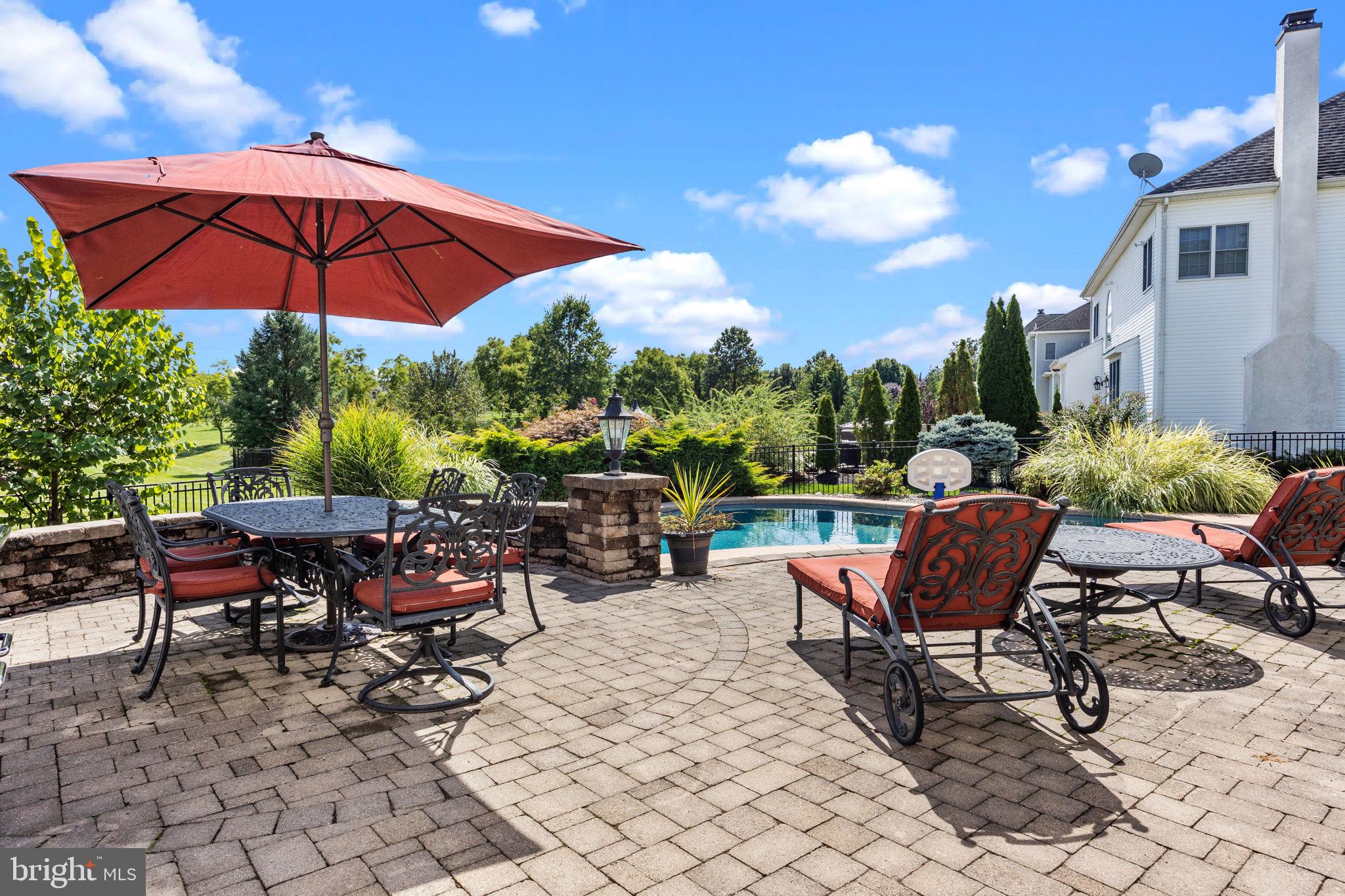 NORTHAMPTON HUNT - Residential