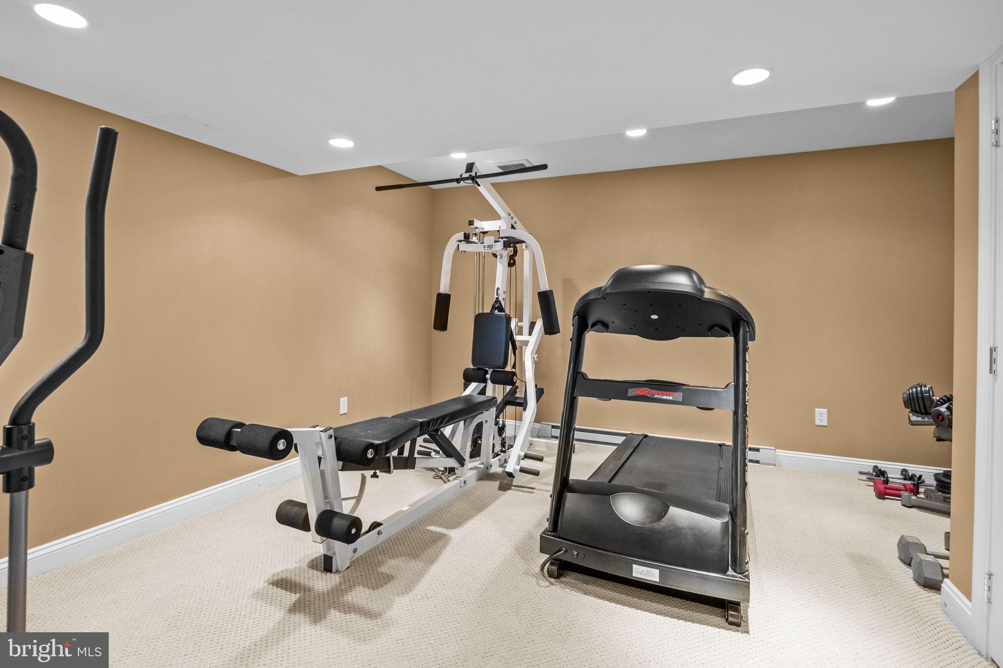 NORTHAMPTON HUNT - Residential