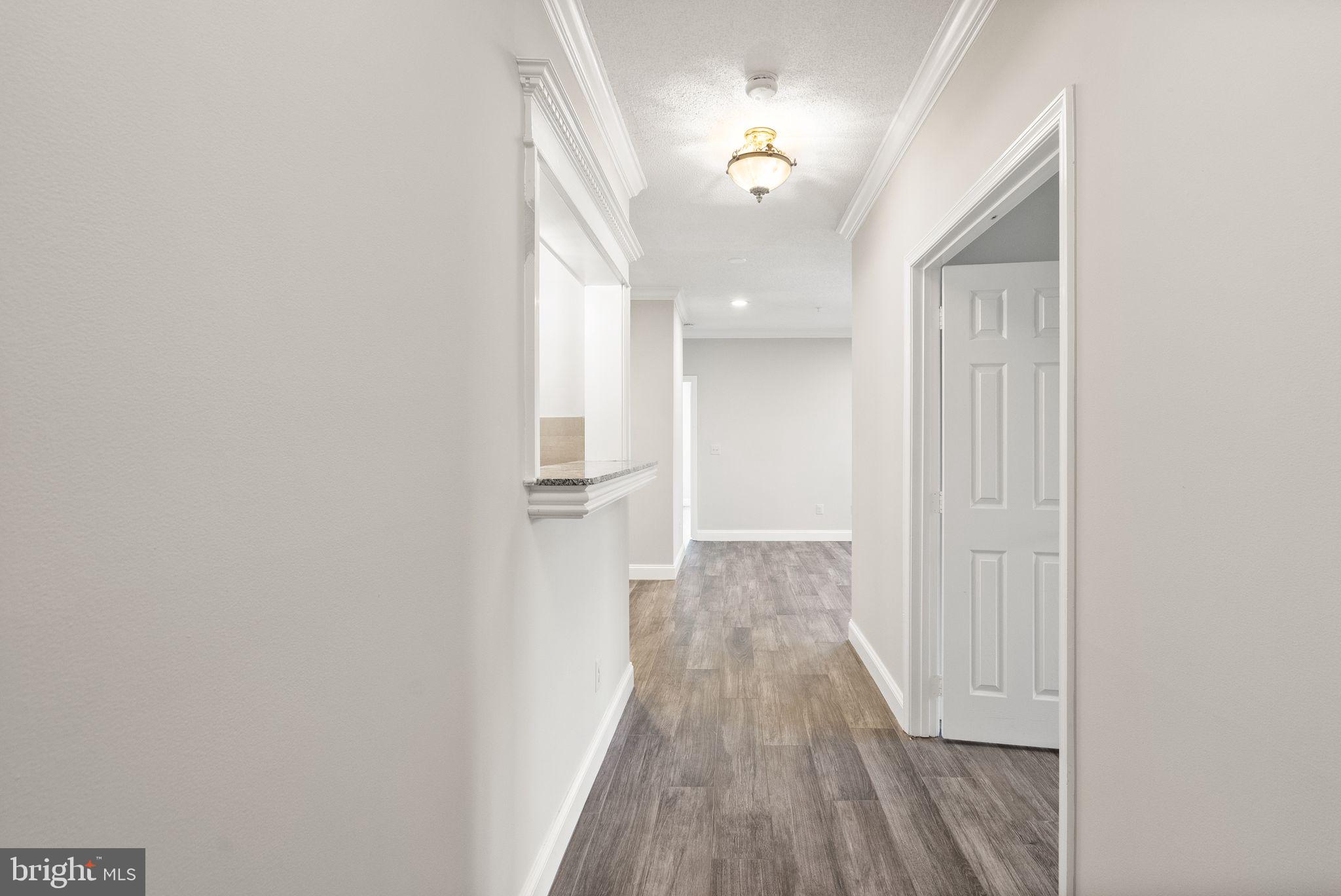 OAK PARK CONDO - Residential