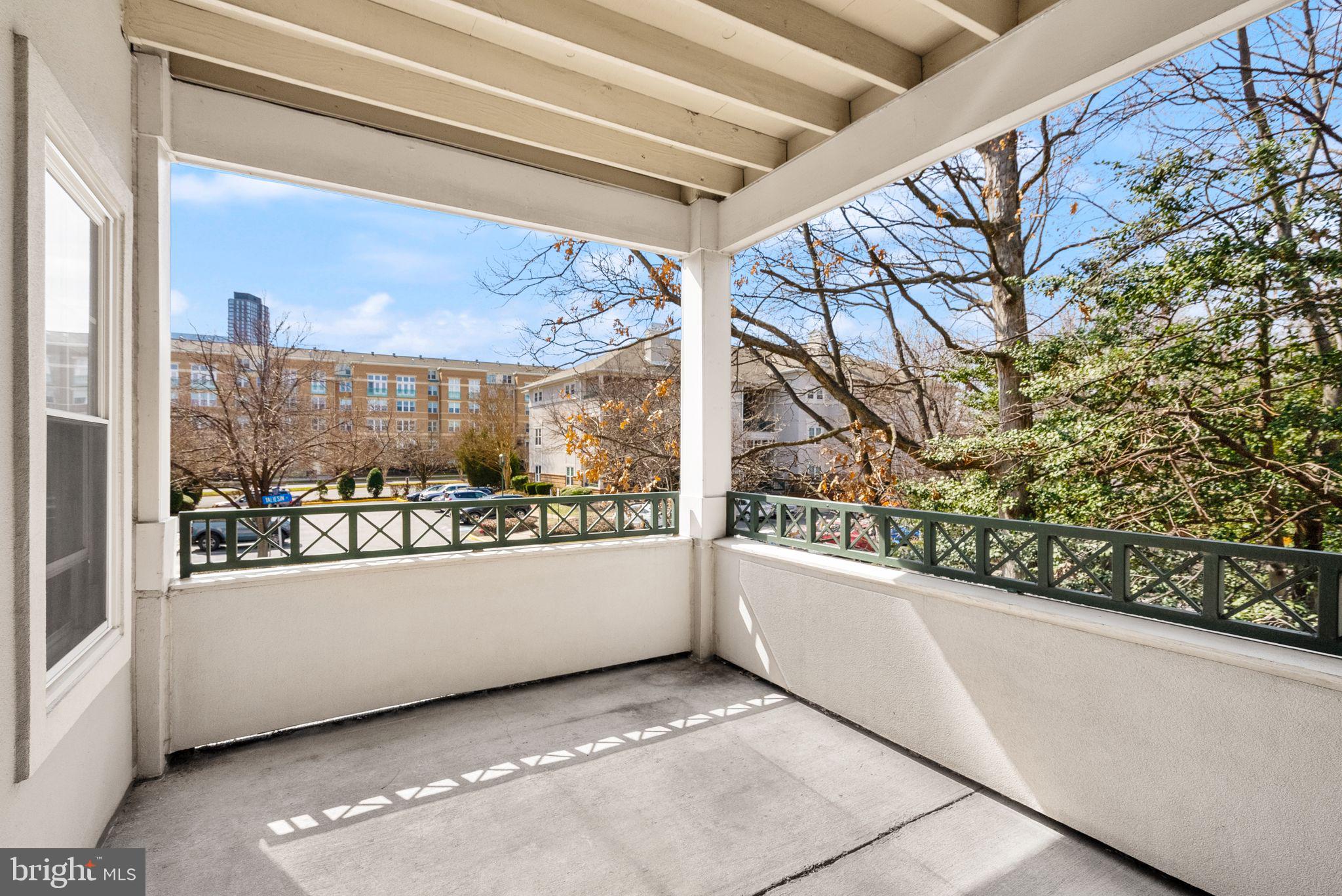 OAK PARK CONDO - Residential