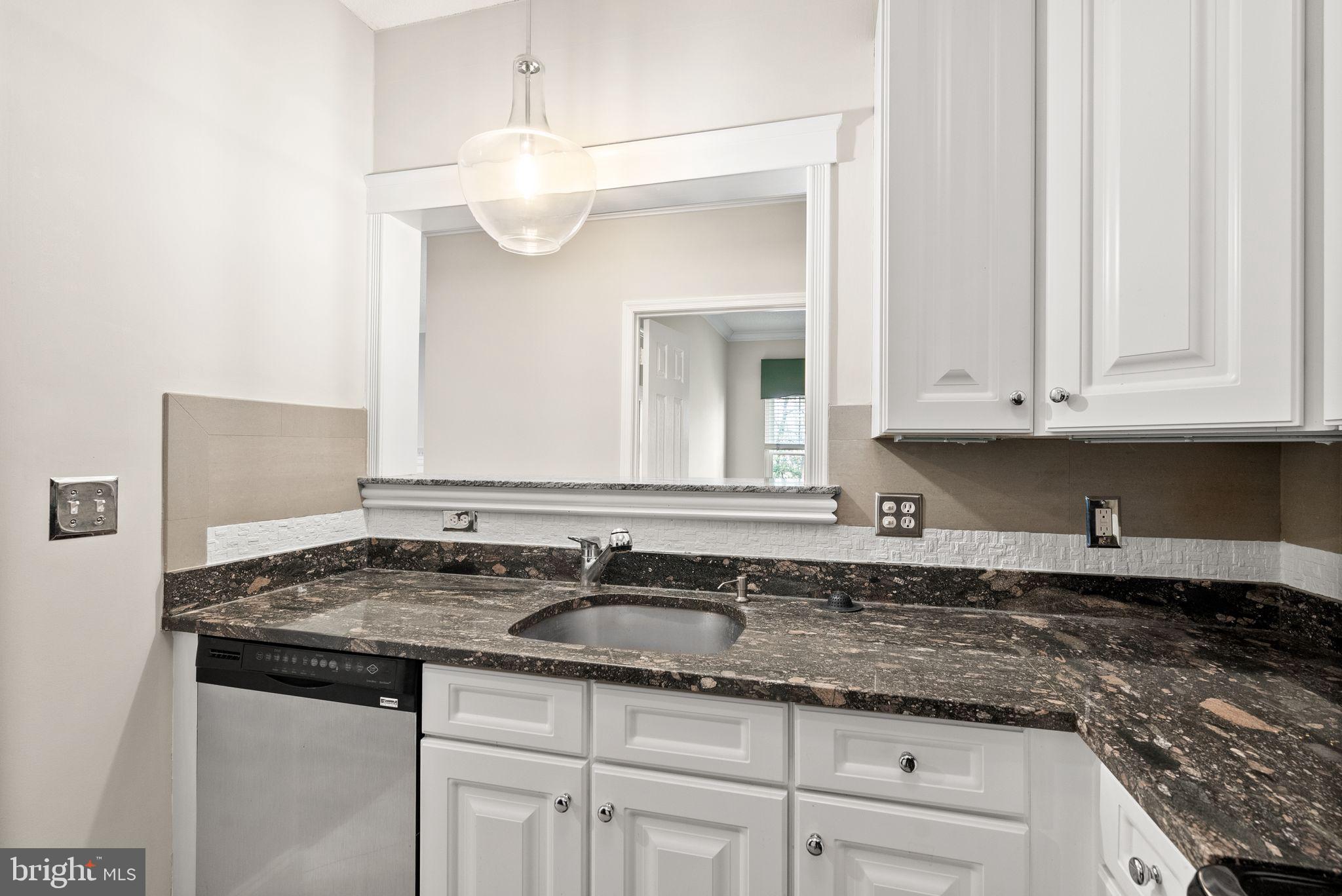 OAK PARK CONDO - Residential