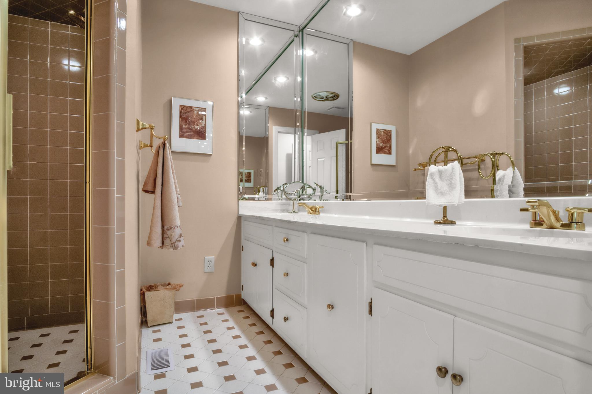 KINGSMILL - Residential