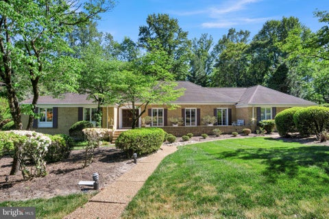 Homes For Sale - 35 Whittakers Mill Road<br/> James City County, WILLIAMSBURG, VA 23185