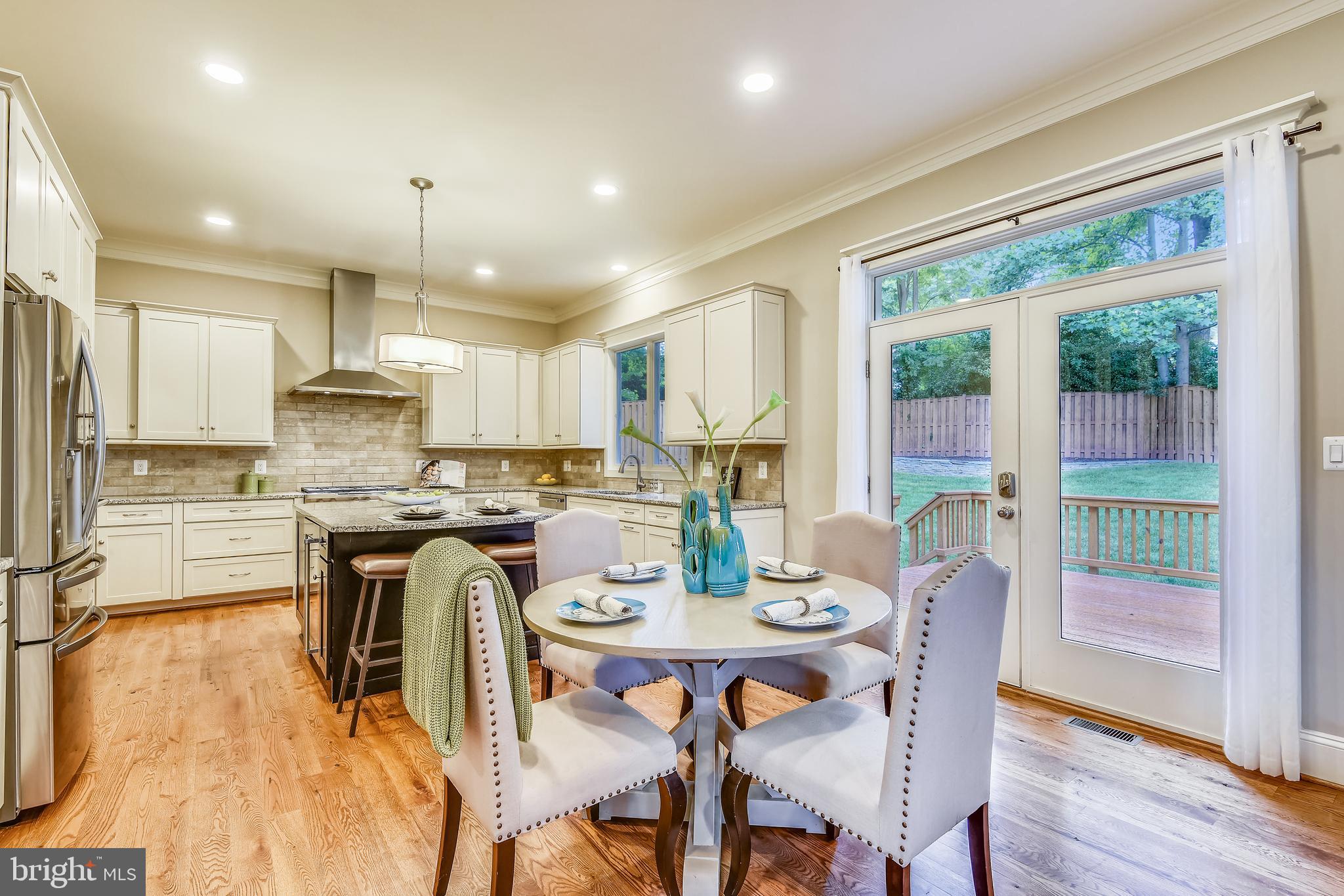 VIENNA WOODS - Residential