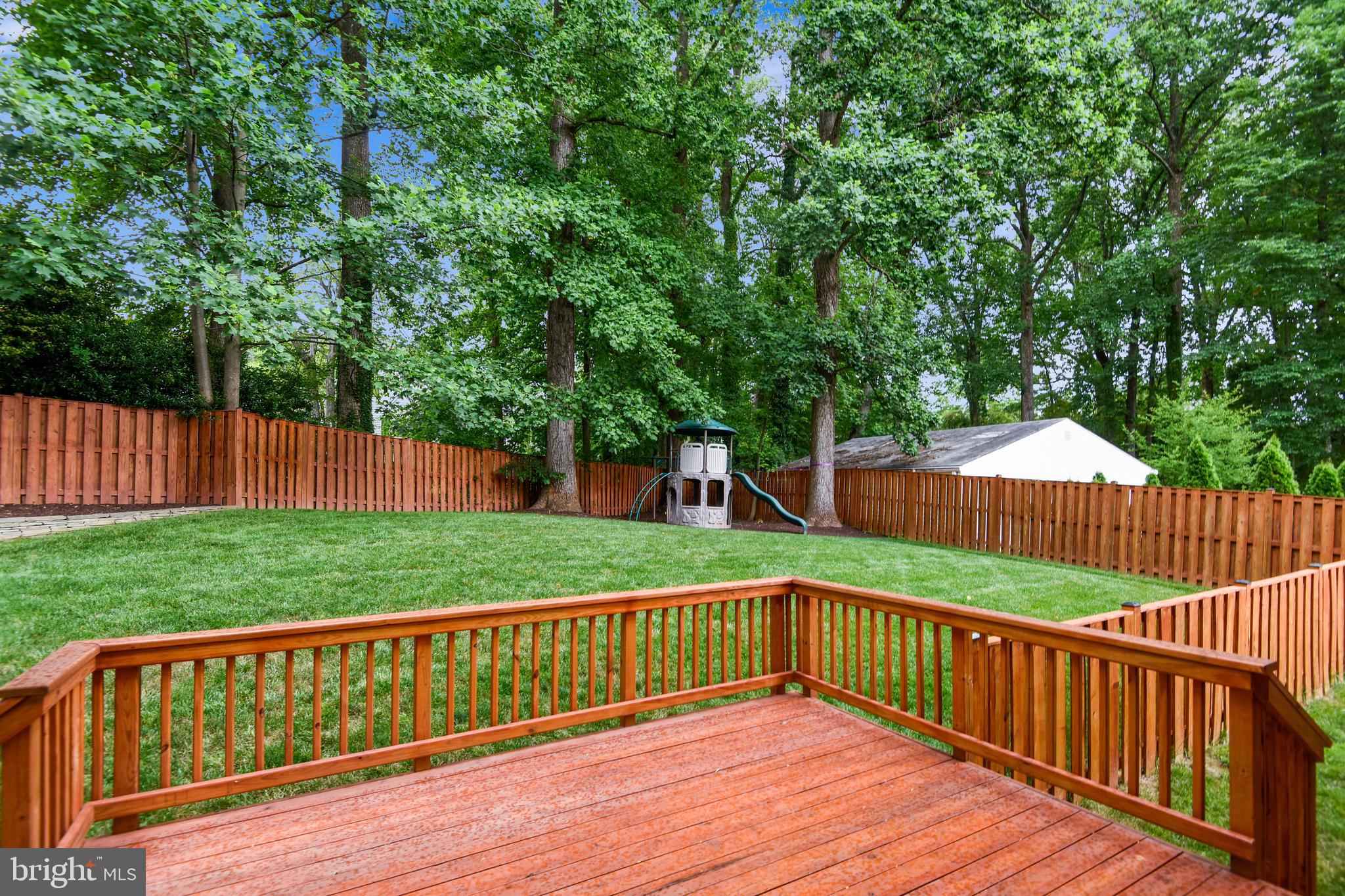 VIENNA WOODS - Residential