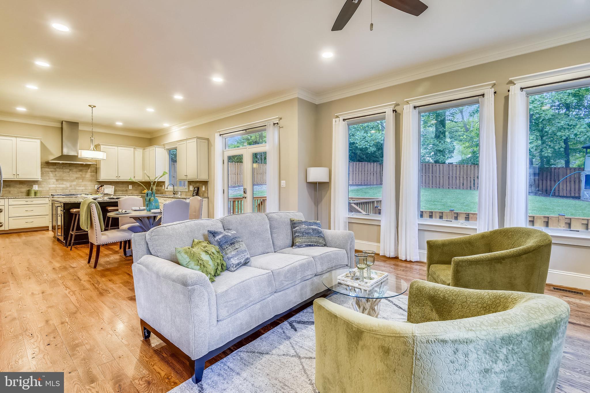 VIENNA WOODS - Residential